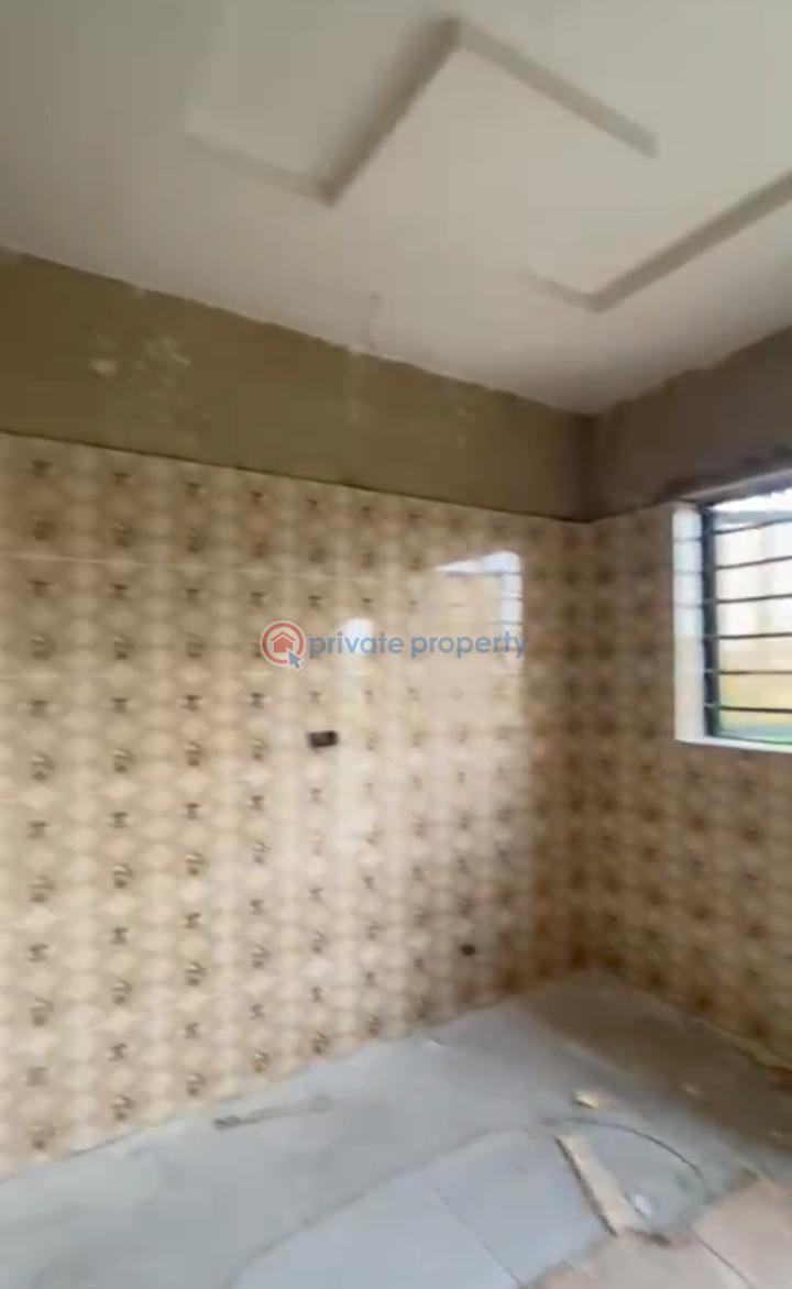 3 bedroom House For Sale Soluyi Gbagada Lagos - 2