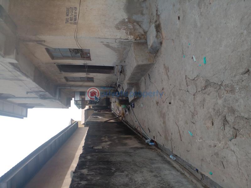 Bungalow For Sale Off Timothy B/stop Iwaya Yaba Lagos - 5