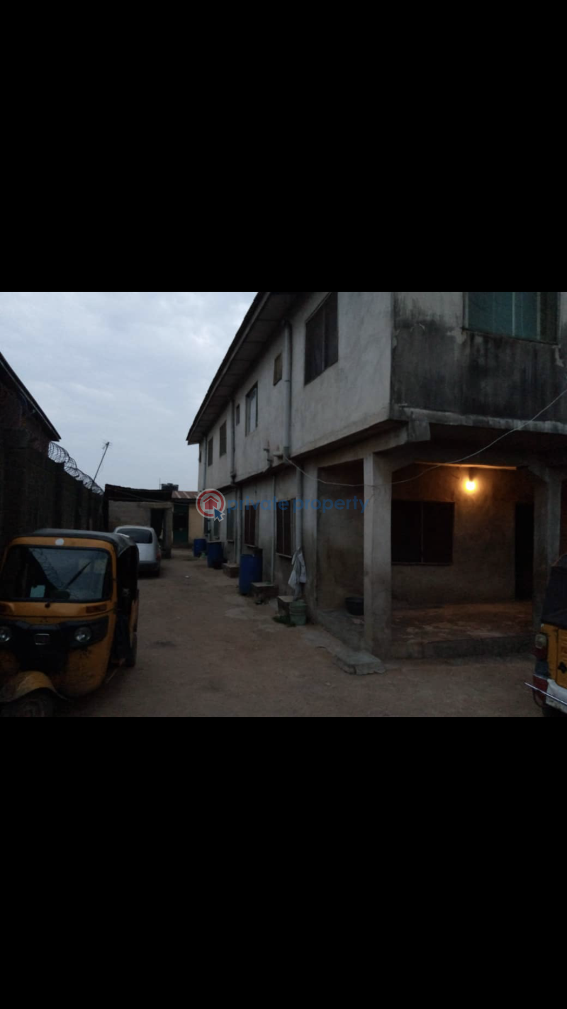 For sale 10 bedroom House Ebenezer Olabisi Street Off Omoleye Bus Stop
