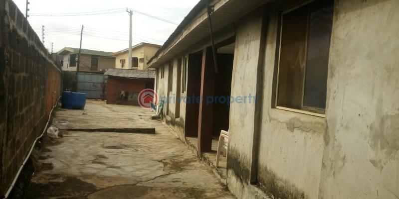 2 bedroom Flat & Apartment For Sale Sunny Duada Isolo Lagos - 2