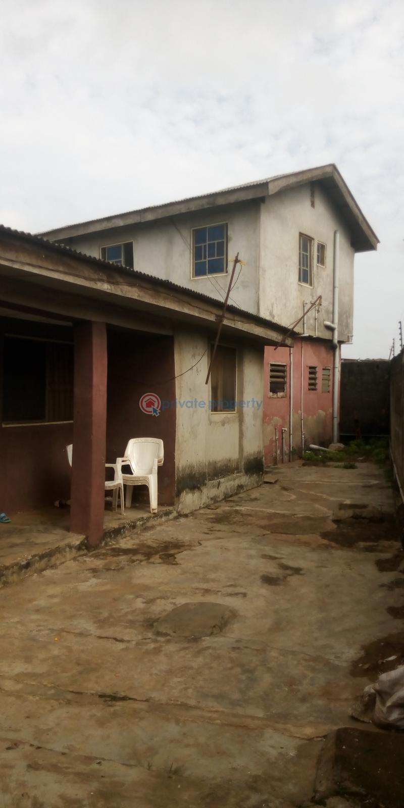 2 bedroom Flat & Apartment For Sale Sunny Duada Isolo Lagos - 5