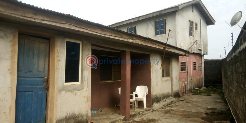 2 bedroom Flat & Apartment For Sale Sunny Duada Isolo Lagos - 0