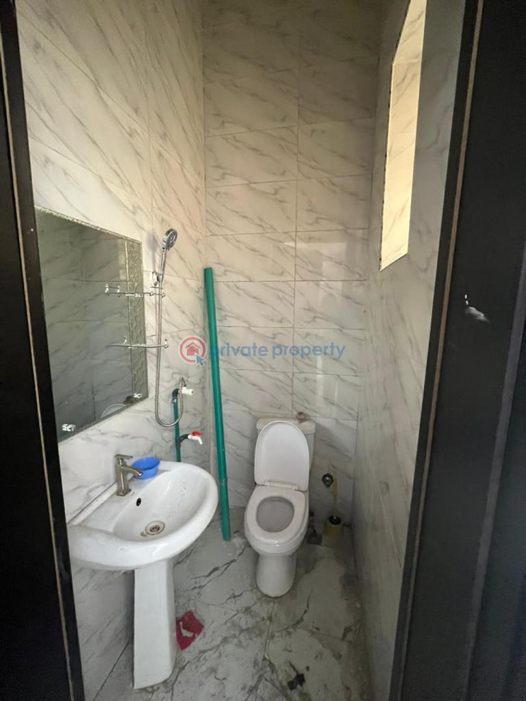 For rent Flat & Apartment Grace Court, Orchid Road Eleganza Bustop