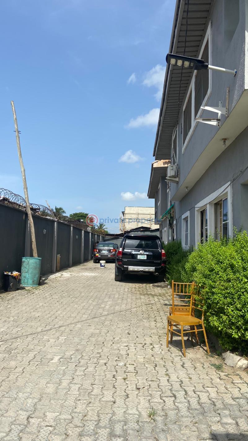 3 bedroom Flat & Apartment For Rent Along Mobil Road Ilaje Ajah Lagos - 1