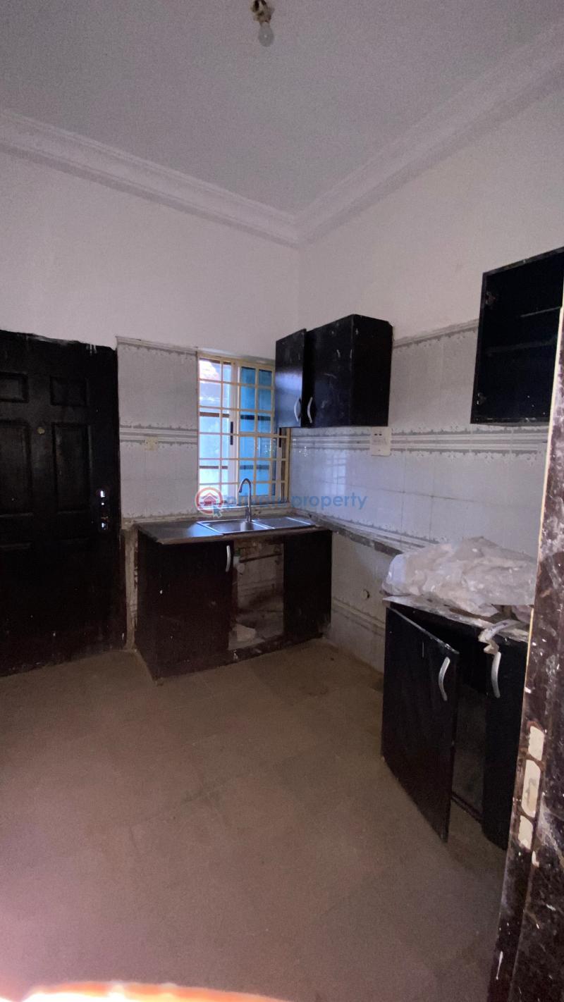 3 bedroom Flat & Apartment For Rent Along Mobil Road Ilaje Ajah Lagos - 12