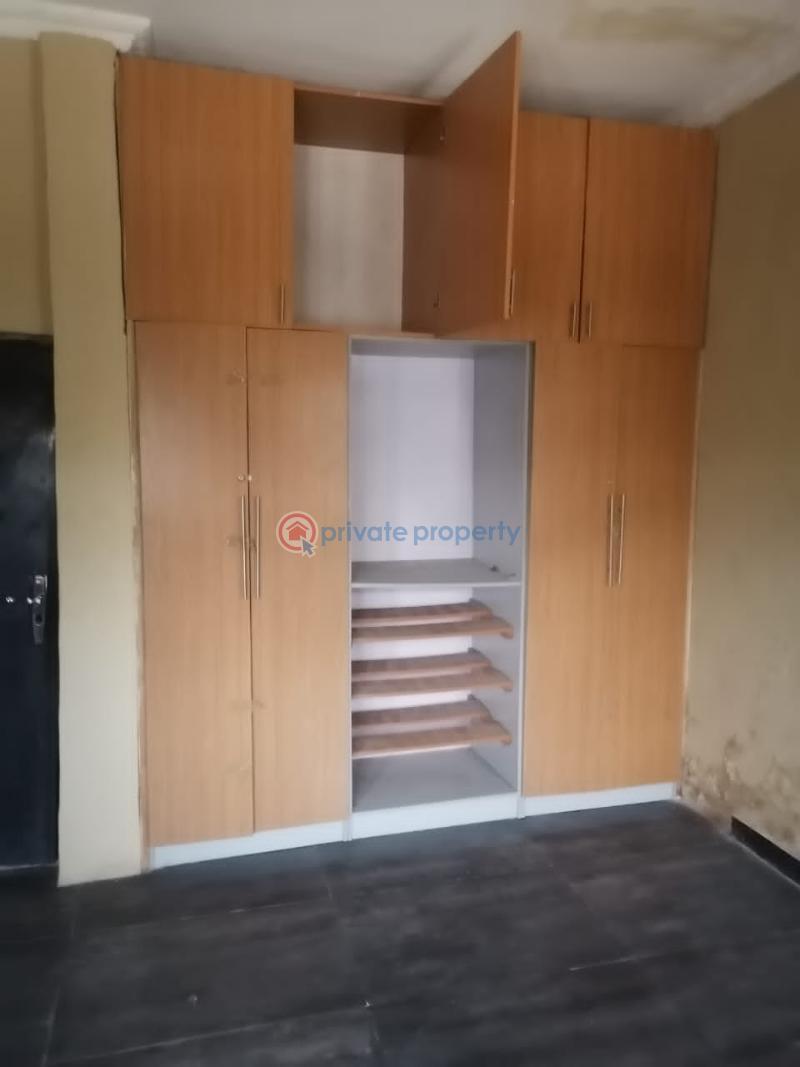 3 bedroom House For Rent Arapaja Estate, Off 7up. Ibadan Oyo - 3