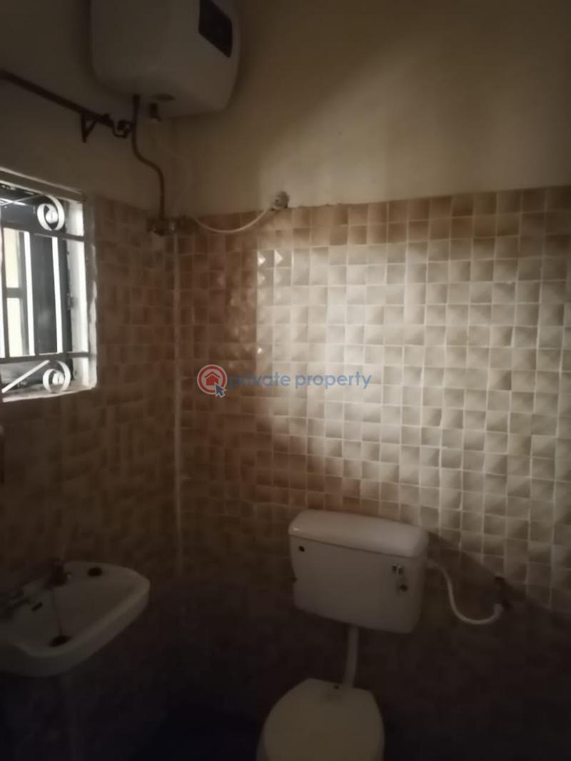 3 bedroom House For Rent Arapaja Estate, Off 7up. Ibadan Oyo - 1