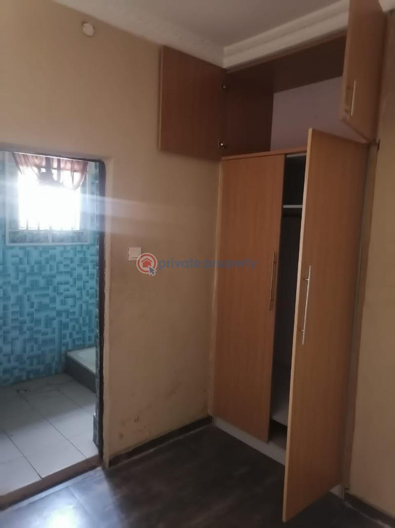 3 bedroom House For Rent Arapaja Estate, Off 7up. Ibadan Oyo - 6