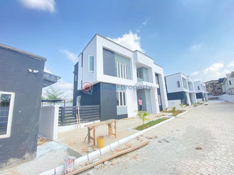 4 bedroom House For Sale Carlton Gate Estate Ibadan Oyo - 8