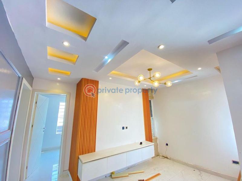 4 bedroom House For Sale Carlton Gate Estate Ibadan Oyo - 0