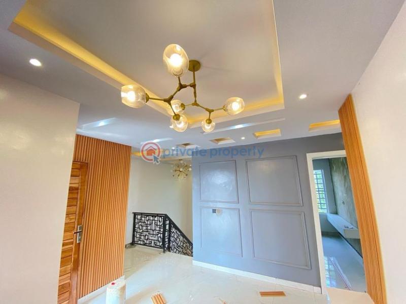 4 bedroom House For Sale Carlton Gate Estate Ibadan Oyo - 1