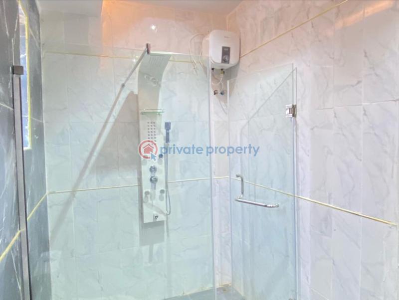 4 bedroom House For Sale Carlton Gate Estate Ibadan Oyo - 2