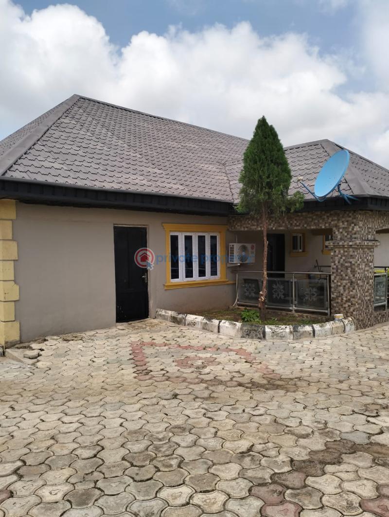 For sale House Oba Ile Housing Estate Ondo area (PID 4PABSJ