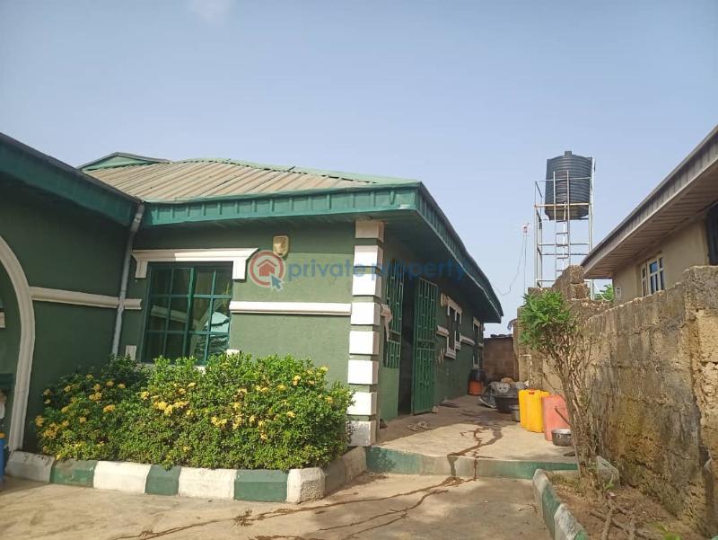 4 bedroom House For Sale Ibadan Oyo - 3