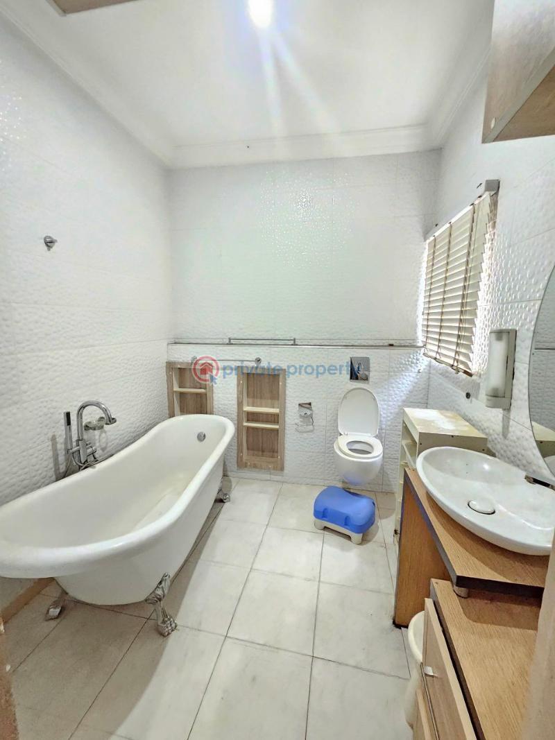 4 bedroom Detached Duplex For Sale Gbagada Lagos - 6