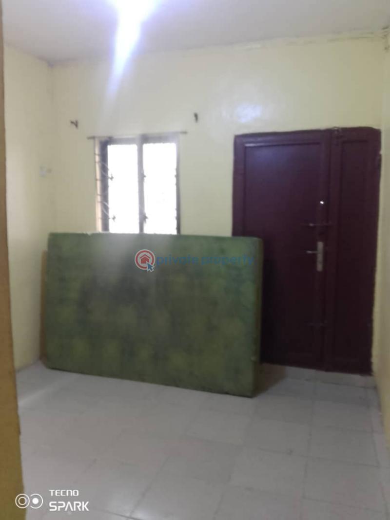 1 bedroom Flat & Apartment For Rent Oyadiran Estate Sabo Yaba Lagos - 0