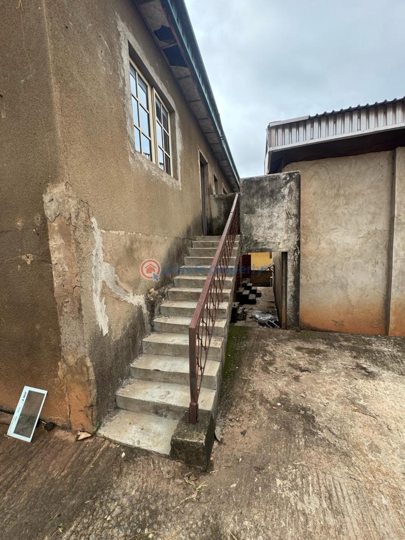 Warehouse For Sale Olaogun, Old Ife Road, Along Agodi Gra. Agodi Ibadan Oyo - 2