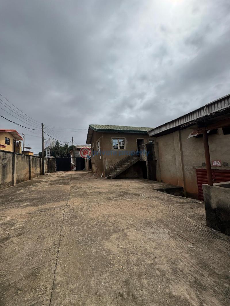 Warehouse For Sale Olaogun, Old Ife Road, Along Agodi Gra. Agodi Ibadan Oyo - 4