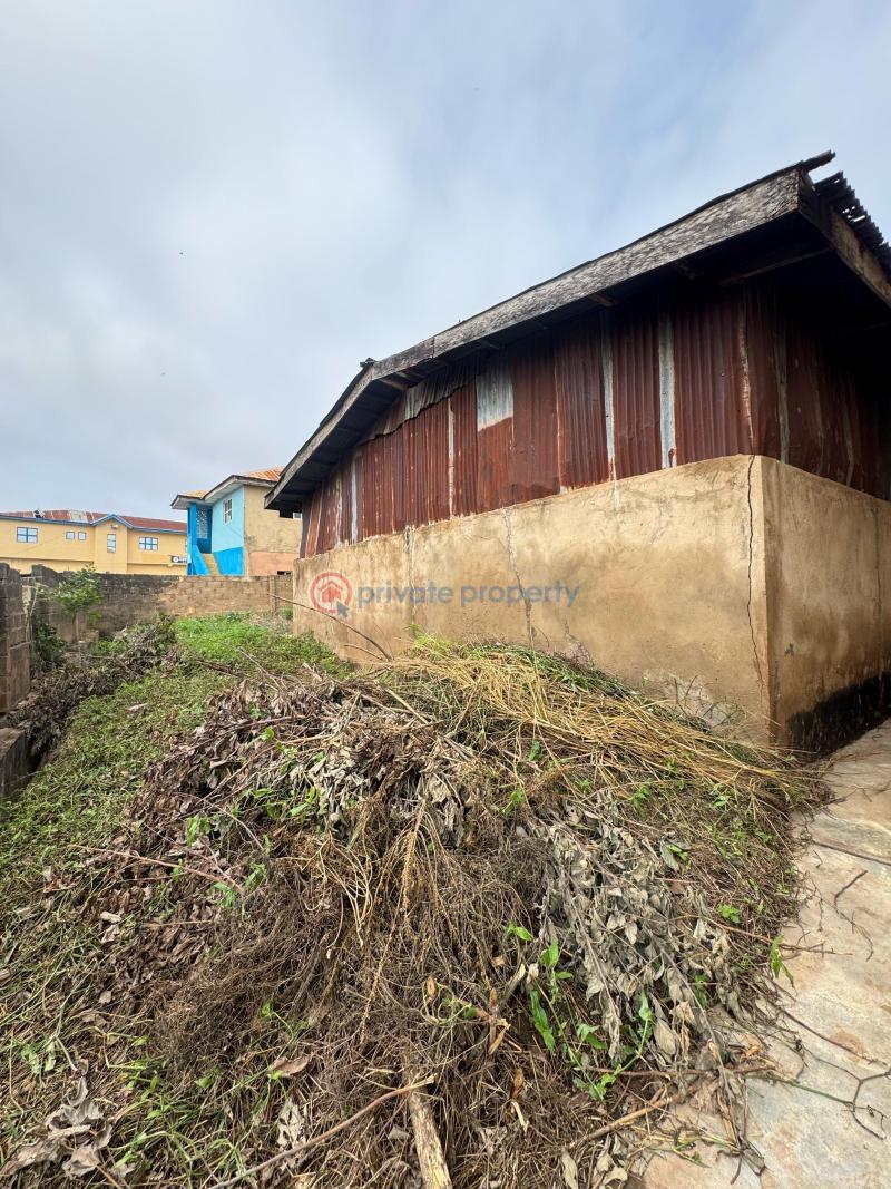 Warehouse For Sale Olaogun, Old Ife Road, Along Agodi Gra. Agodi Ibadan Oyo - 5