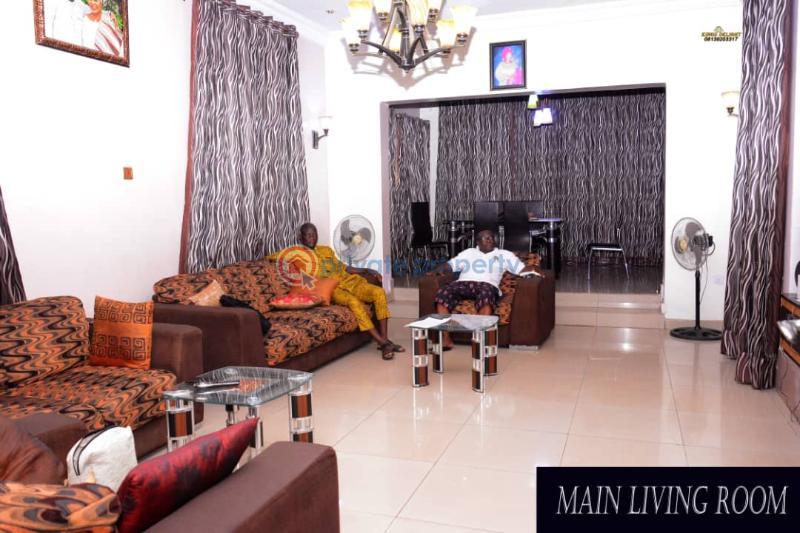 3 bedroom House Short let Olomoore Housing Estate Ogun Ogun area  - 2