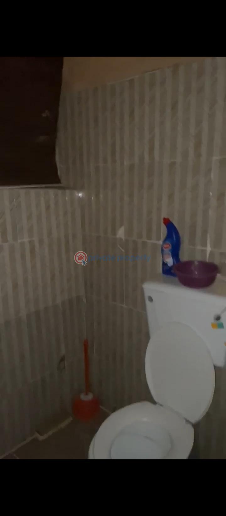 1 bedroom Flat & Apartment For Rent Folagoro Shomolu Shomolu Lagos - 17