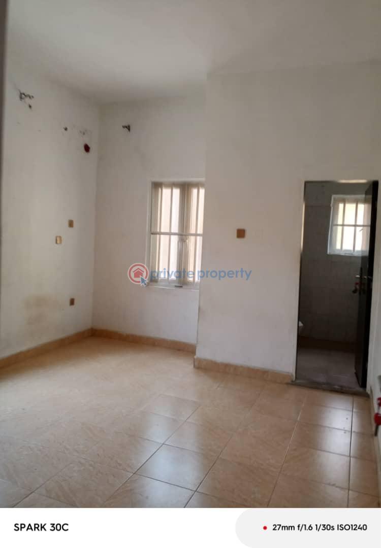 2 bedroom House For Rent Opposite Omole Phase 1 Ojodu Lagos - 10