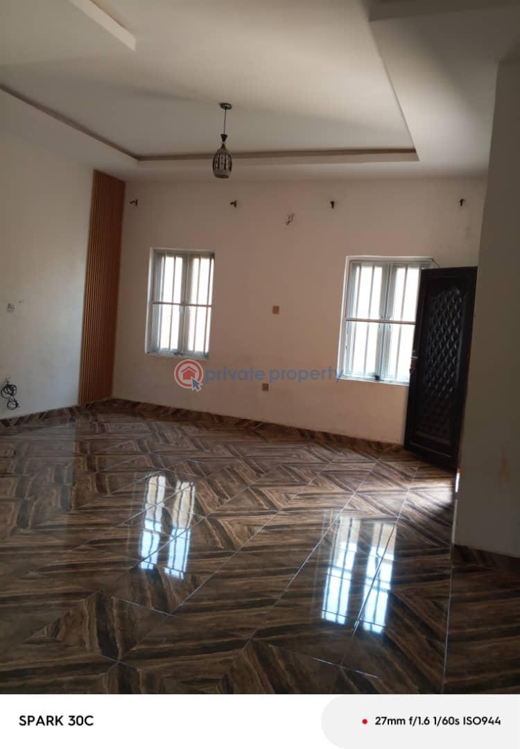 2 bedroom House For Rent Opposite Omole Phase 1 Ojodu Lagos - 1