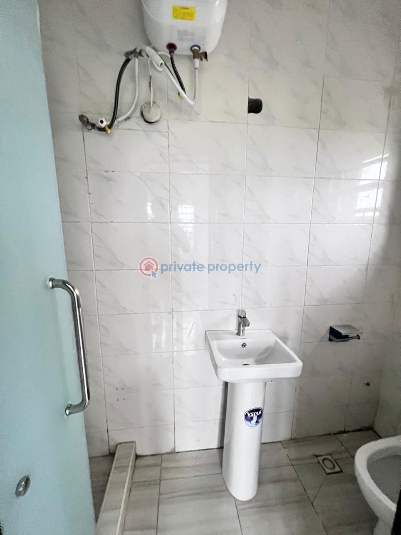 2 bedroom Block Of Flats For Sale Off Abraham Adesanya Abraham Adesanya Ajah Lagos - 11