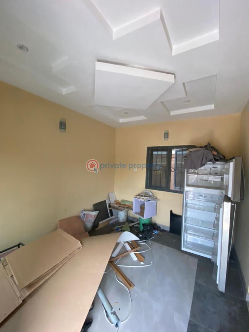 1 bedroom Flat & Apartment For Rent Palmgroove Shomolu Lagos - 8