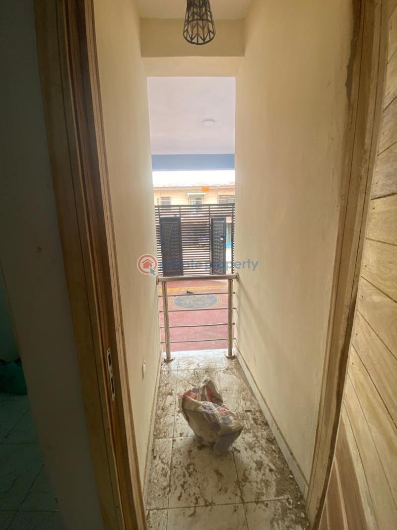 1 bedroom Flat & Apartment For Rent Fola Agoro Yaba Lagos - 1