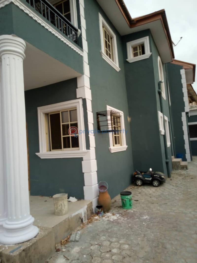 Self Contain For Rent Mafoluku Oshodi Lagos - 0