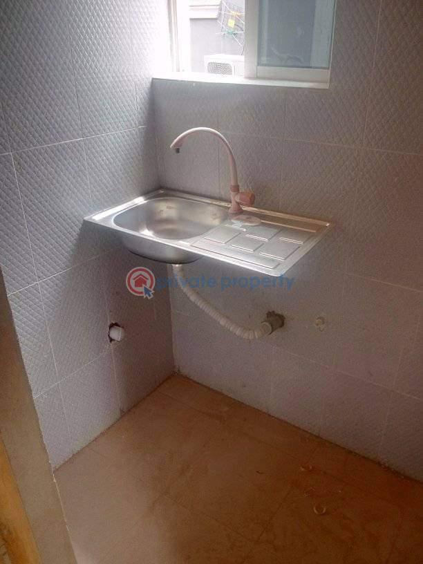 Self Contain For Rent Magodo Kosofe/Ikosi Lagos - 1