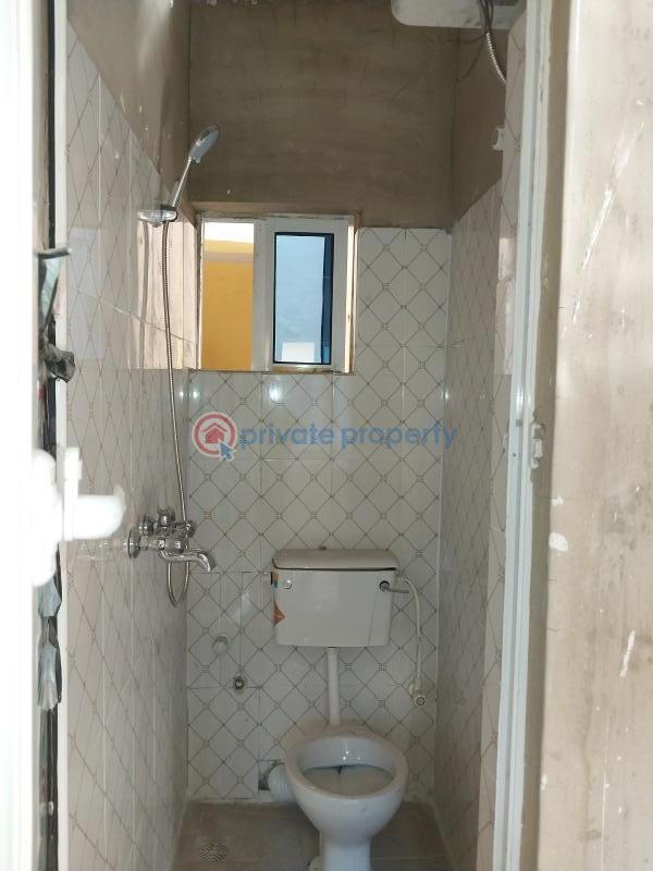 Self Contain For Rent Alagomeji Yaba Lagos - 5