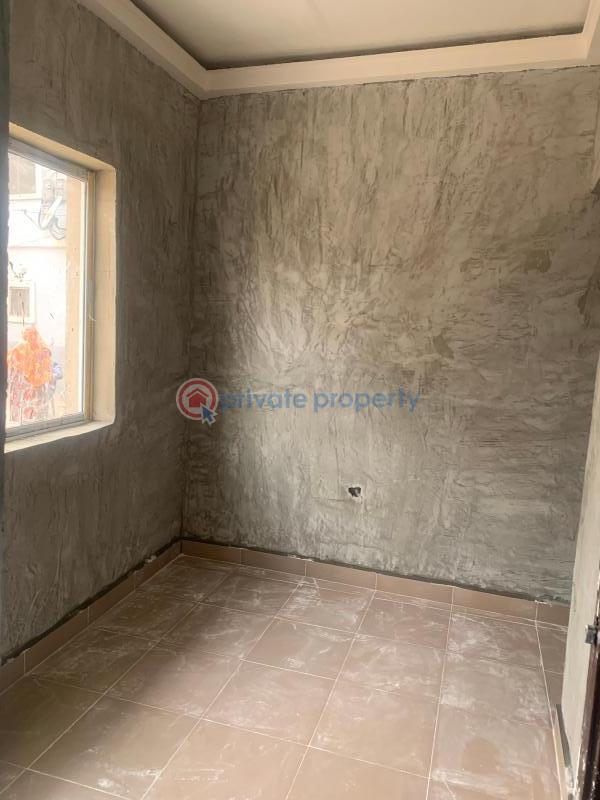 1 bedroom Self Contain For Rent Shomolu Lagos - 5