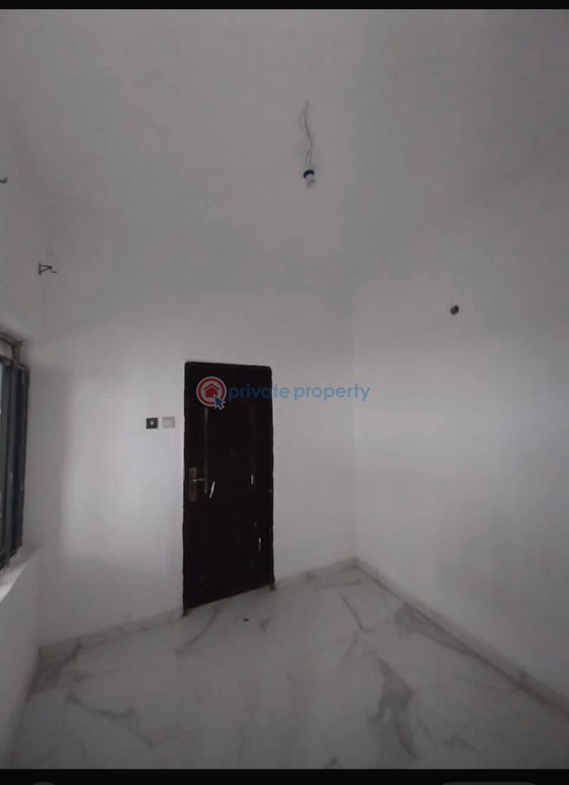 4 bedroom Terraced Duplex For Sale Ikota Vila Estate Ikota Lekki Lagos - 11