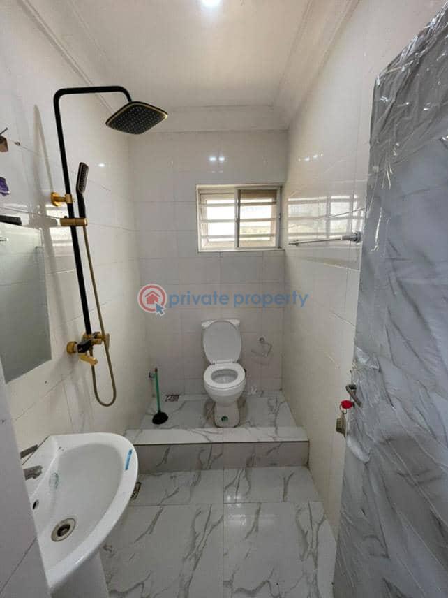 1 bedroom Self Contain For Rent Ologolo Lekki Lagos - 3