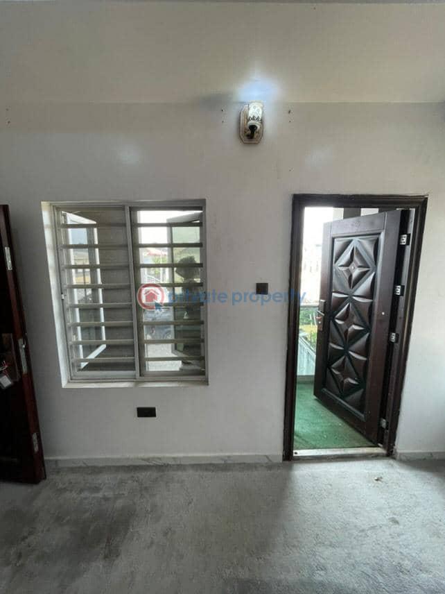 1 bedroom Self Contain For Rent Ologolo Lekki Lagos - 1