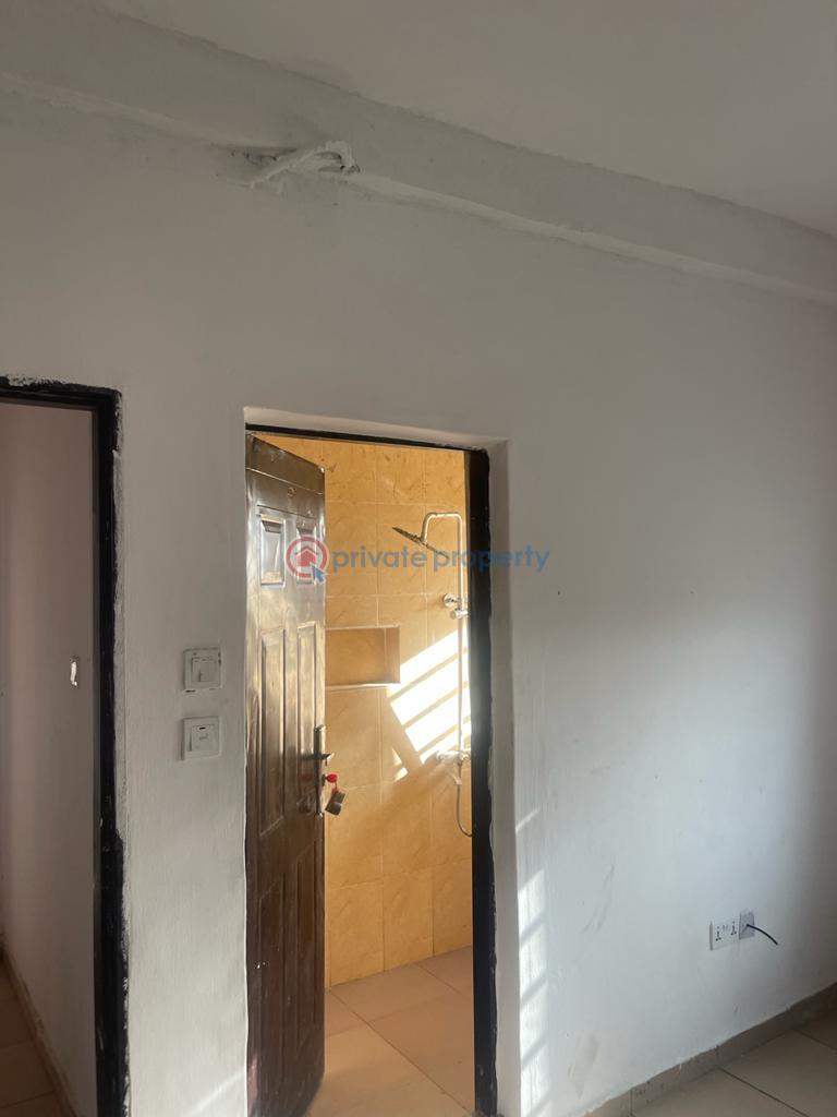 4 bedroom House For Rent Silver Point Estate, Badore Ajah Lagos - 5