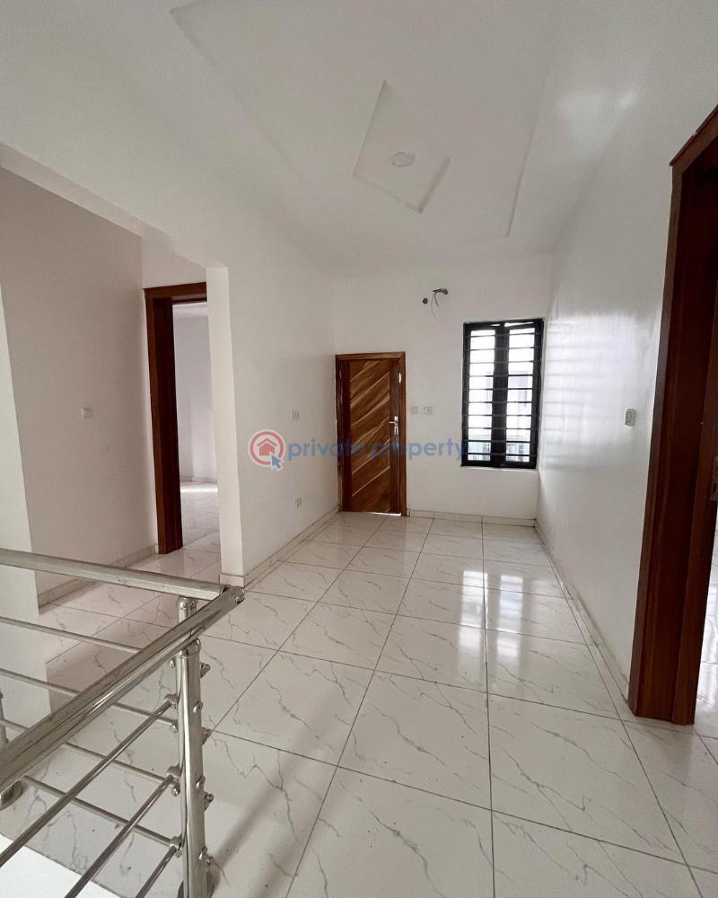 4 bedroom House For Sale Agungi Lekki Lagos - 5