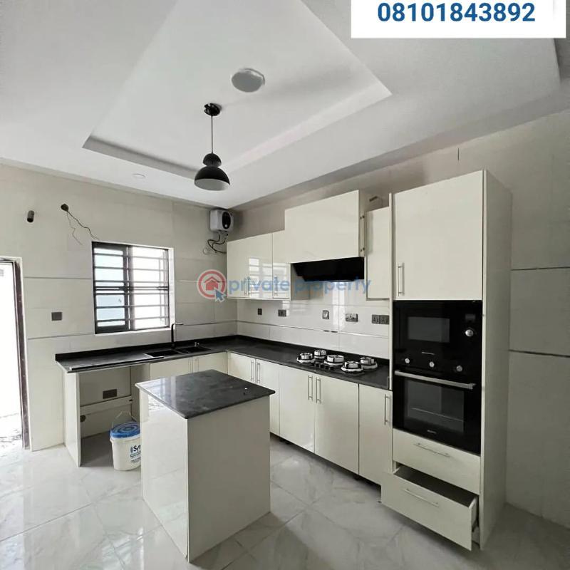 4 bedroom House For Sale Ologolo Lekki Lagos - 8