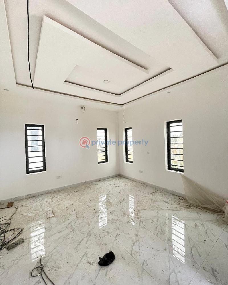 5 bedroom Detached Duplex For Sale Ikota Lekki Lagos - 3