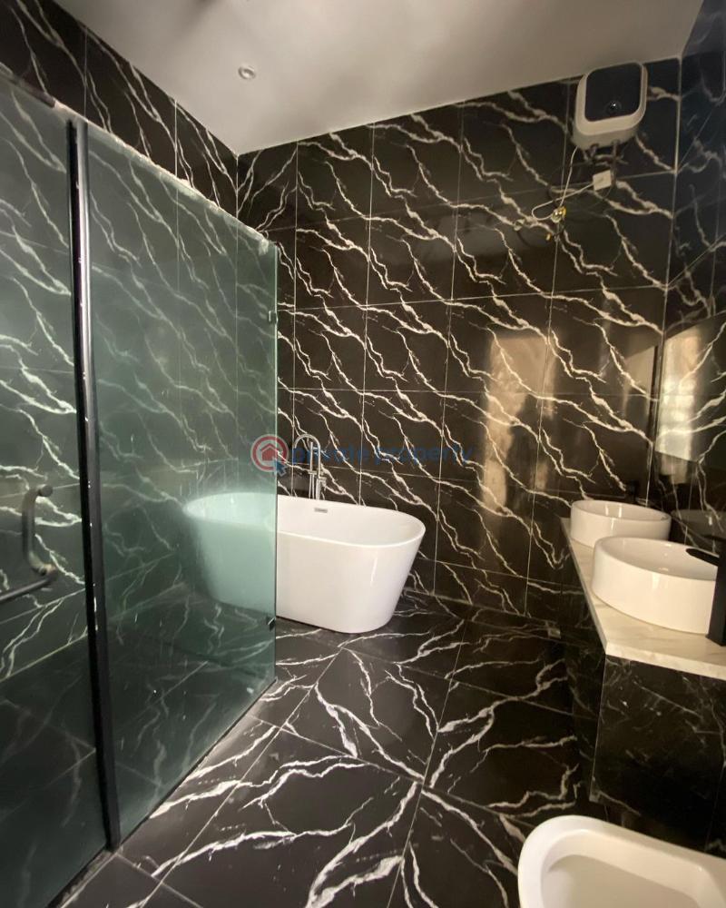 5 bedroom Detached Duplex For Sale Toll Gate Lekki Lagos - 2