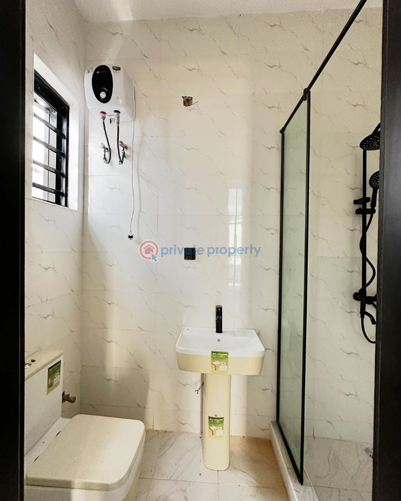 5 bedroom Detached Duplex For Sale Chevron Toll Gate Lekki Lagos - 7