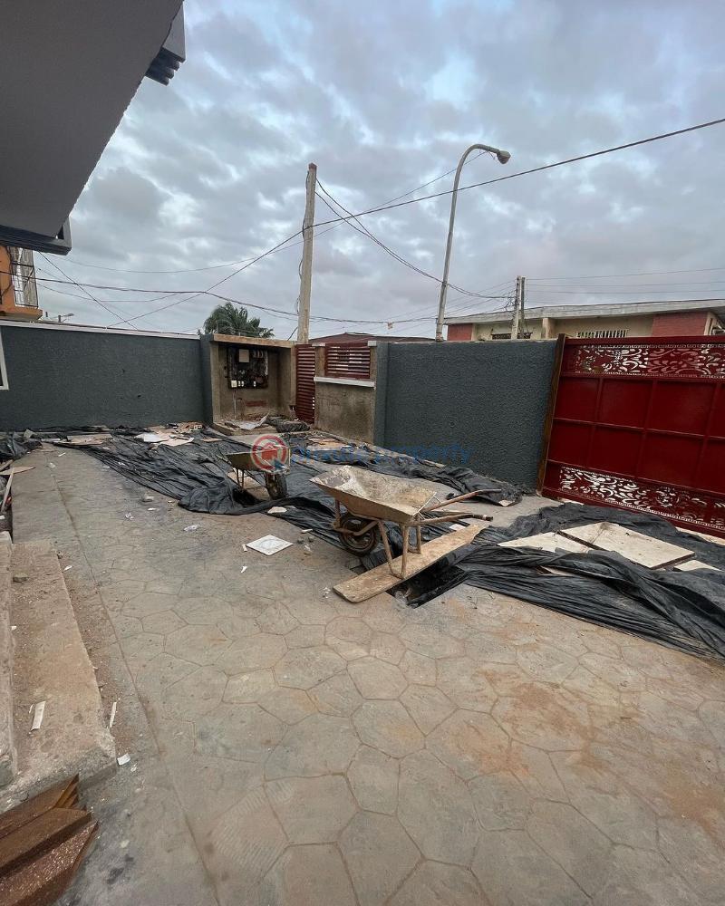 5 bedroom House For Sale Maryland Lagos - 1