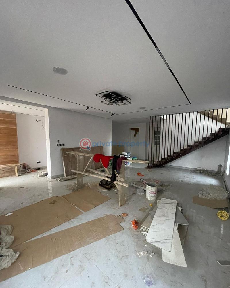 5 bedroom House For Sale Maryland Lagos - 5