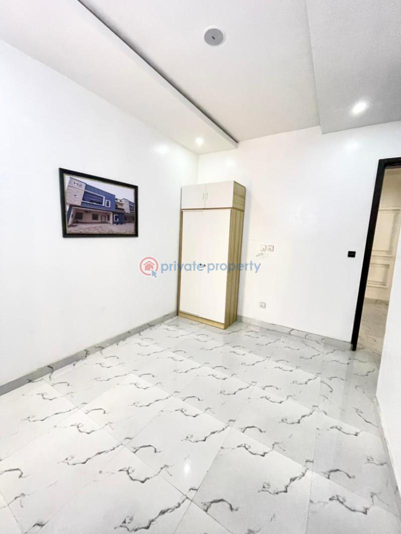 4 bedroom House For Sale 2nd Toll Gate Lekki Lagos - 6