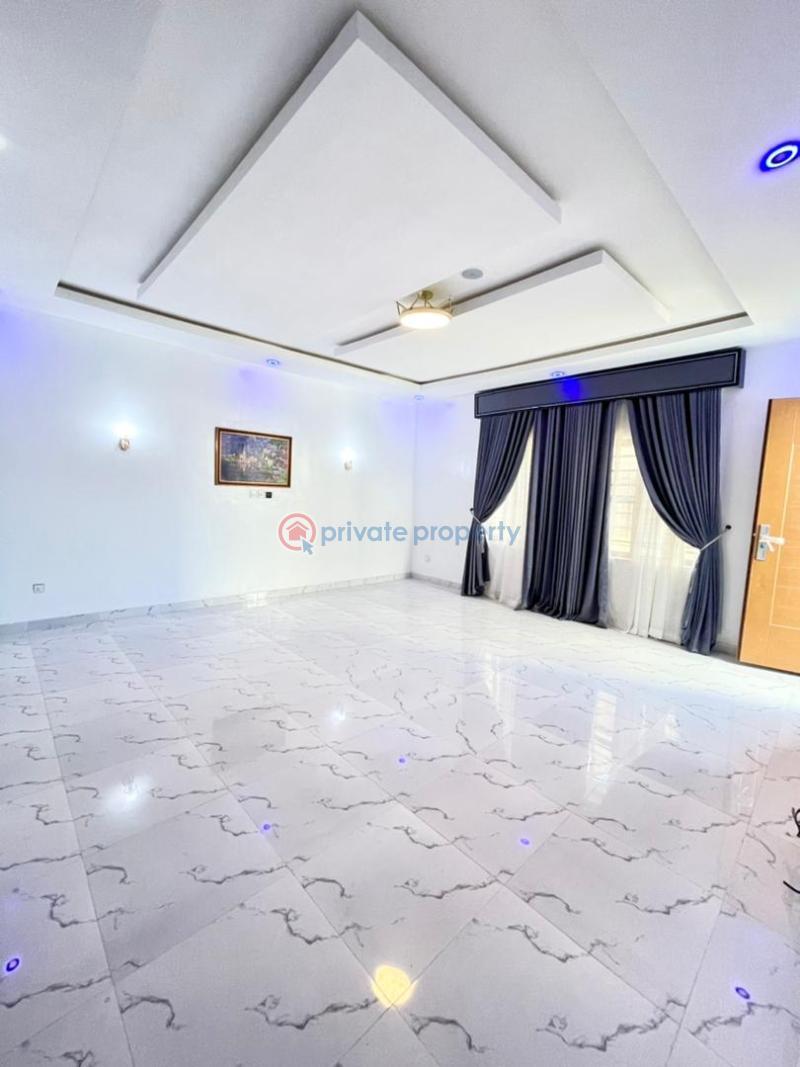 4 bedroom House For Sale 2nd Toll Gate Lekki Lagos - 1