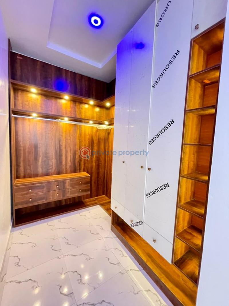4 bedroom House For Sale 2nd Toll Gate Lekki Lagos - 5