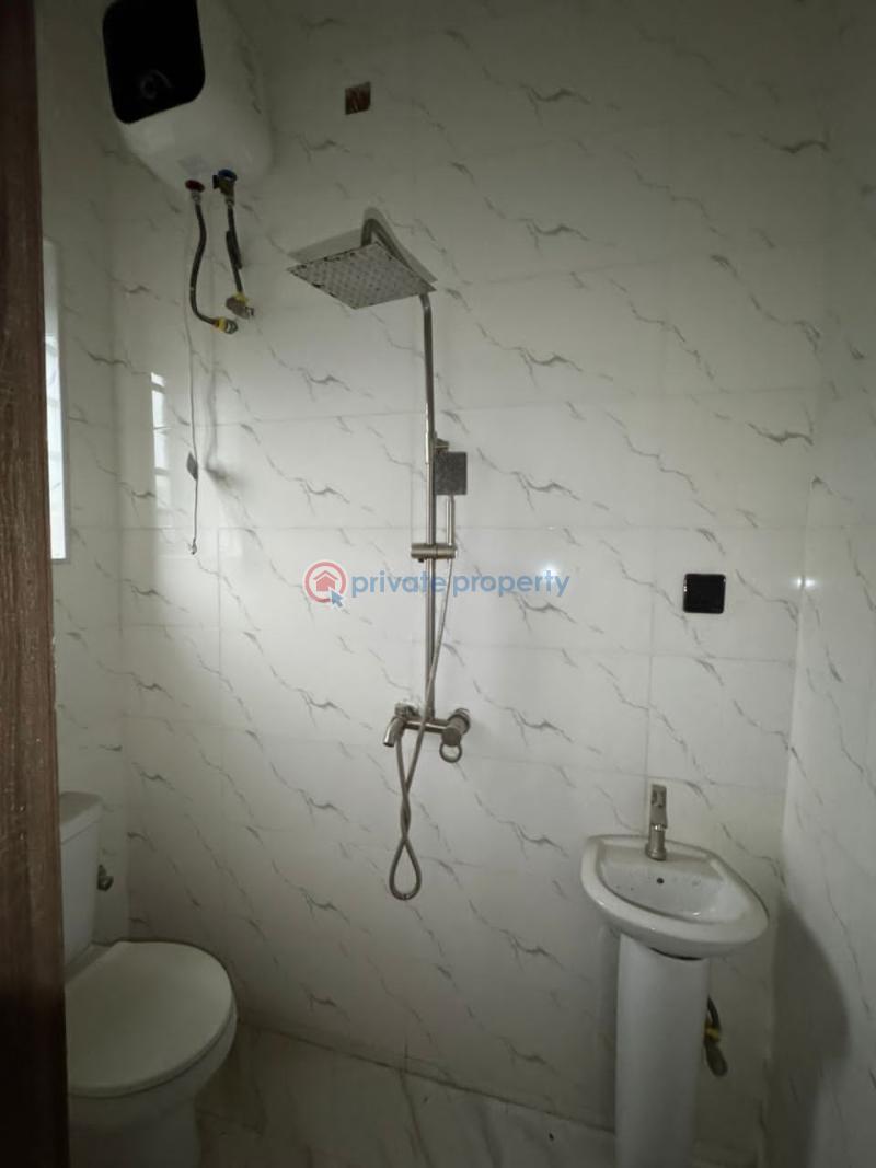 1 bedroom Shared Apartment For Rent Vinjoe Court In Ocean Harbor Estate Lekki Phase 2 Lagos - 4