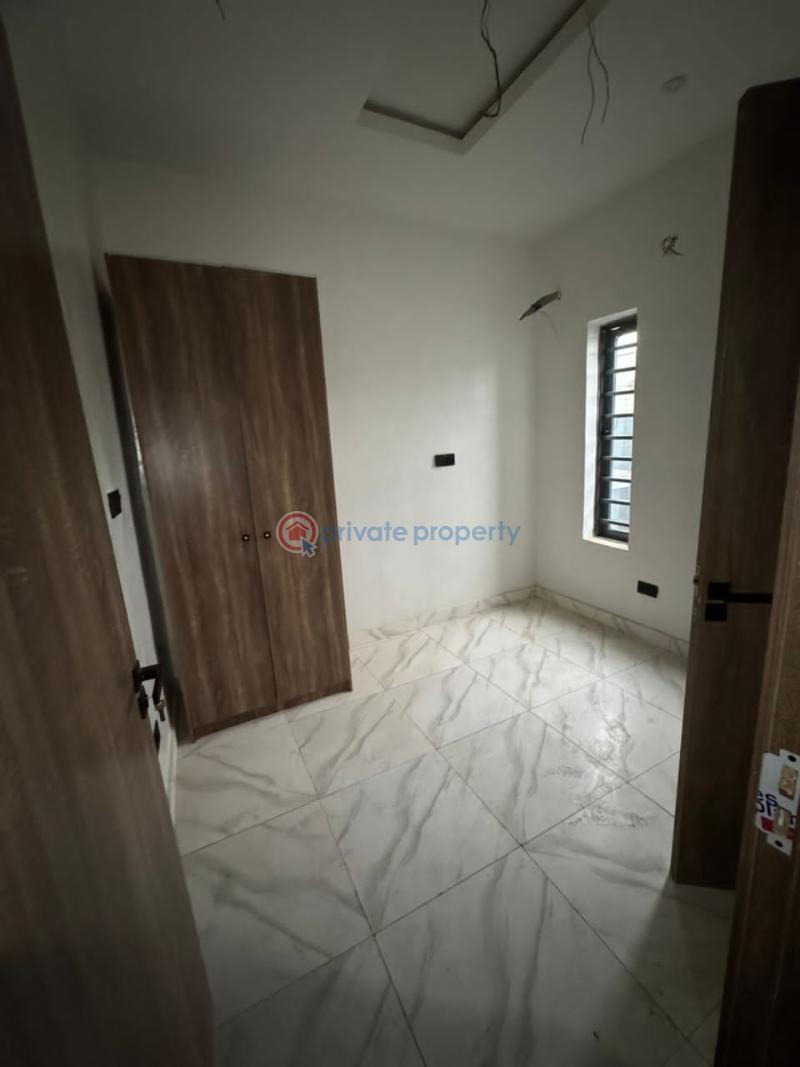 1 bedroom Shared Apartment For Rent Vinjoe Court In Ocean Harbor Estate Lekki Phase 2 Lagos - 0